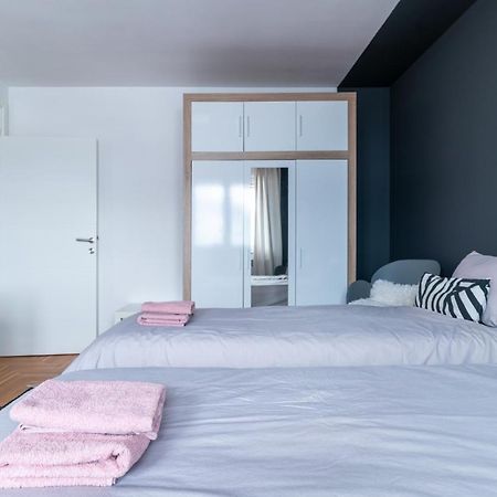 Oz Apartment Sarajevo - Amazing View - 5 Min. From Center Luaran gambar