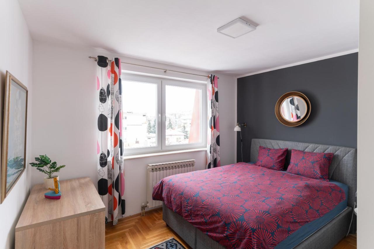 Oz Apartment Sarajevo - Amazing View - 5 Min. From Center Luaran gambar